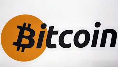 Bitcoin slides to $54k after Mt Gox begins distributions By Investing.com