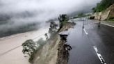 Heavy rain in Kalimpong triggers NH10 cave-in, landslides block traffic on route to Sikkim