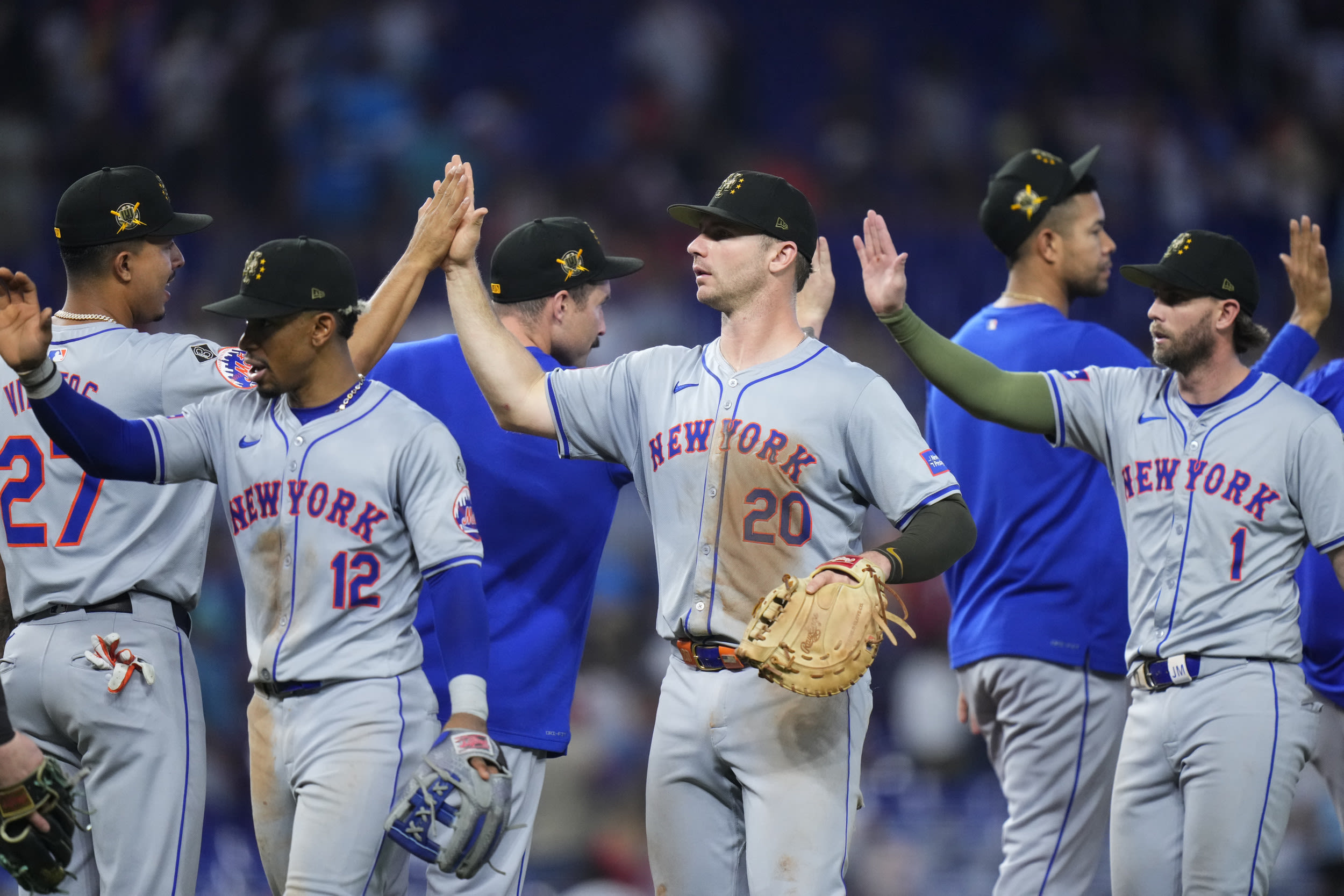 Mets Could Shop Up To 11 Players in Trade Deadline Fire Sale: Report