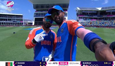 Hardik Pandya, Rishabh Pant pose for selfie in middle of Afghanistan innings: 'Photo lene ka tareeka thoda kezual hai'
