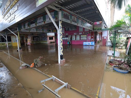 Morning downpour displaces over 450 residents in Penampang, believed to be worst flood in Sabah district in 20 years