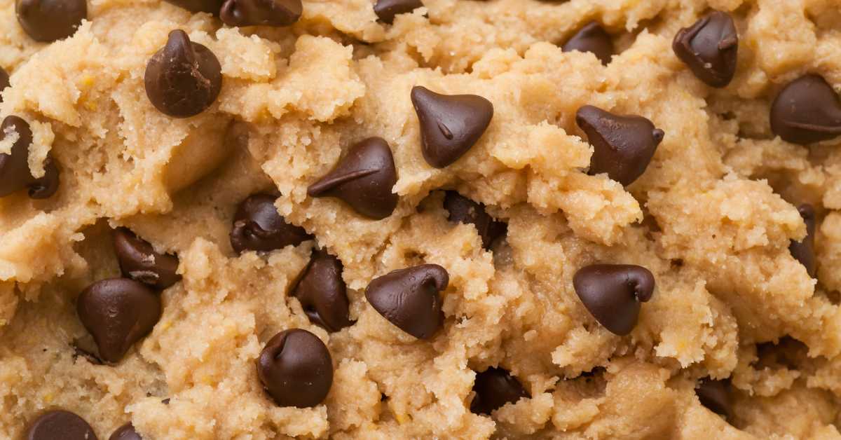 The Viral Recipe That Has Us Rushing to the Store to Buy Chocolate Chip Cookie Dough