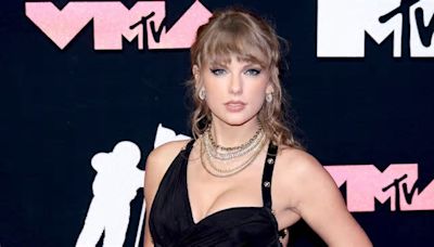 Taylor Swift ‘Likes’ Fan’s Theory Connecting ‘The Tortured Poets Department’ and ‘Midnights’