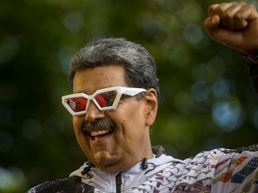 Nicolás Maduro pide el voto a los trabajadores y promete "recuperar" los salarios