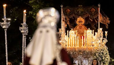 Vídeo | Las mujeres que cambiaron la mantilla por el costal: “No tiene sentido que la tradición nos mantenga fuera”