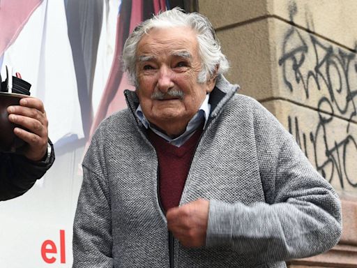 Mujica descarta tratar seu tumor fora do Uruguai e agradece apoio