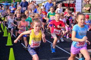 Help Kids’ Dreams Come True at Superhero Donut Run