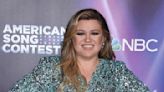 Kelly Clarkson Subtly Shaded Ex Brandon Blackstock During This Powerful Live Performance