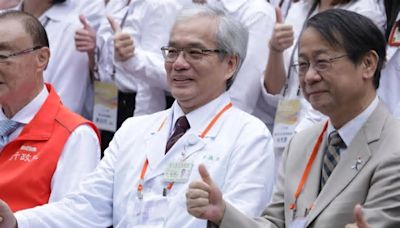 與新任衛福部長失之交臂...北榮院長陳威明曾得首屆台灣義行獎 政通人和在醫界頗獲好評