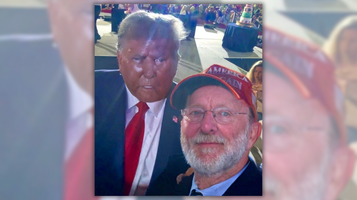 Fact Check: This Is Supposedly a Real Pic of Trump Posing with a MAGA Supporter. We Beg To Differ