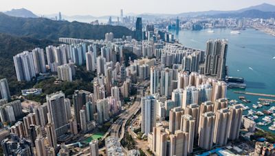 彭博：李嘉誠空置的大廈顯示香港衰退加劇