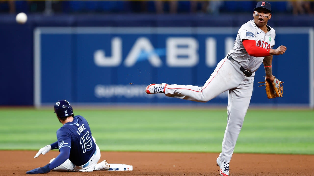 Rafael Devers sets team record by homering in 6th straight game as Red Sox top Rays 5-0