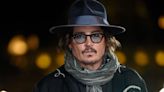 Johnny Depp critica indústria de Hollywood: 'Jogaram-me no lixo'