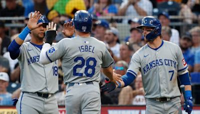 KC Royals officially avoid a losing season with Friday win at Pittsburgh Pirates