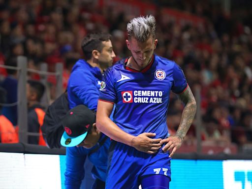 Gonzalo Piovi, costosa baja de Cruz Azul para la liguilla por fractura en la clavícula - La Opinión