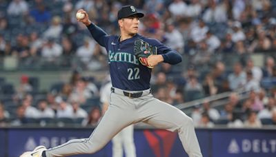 Woo, Moore Lead Mariners to Game 2 Victory Over Yankees on Tuesday