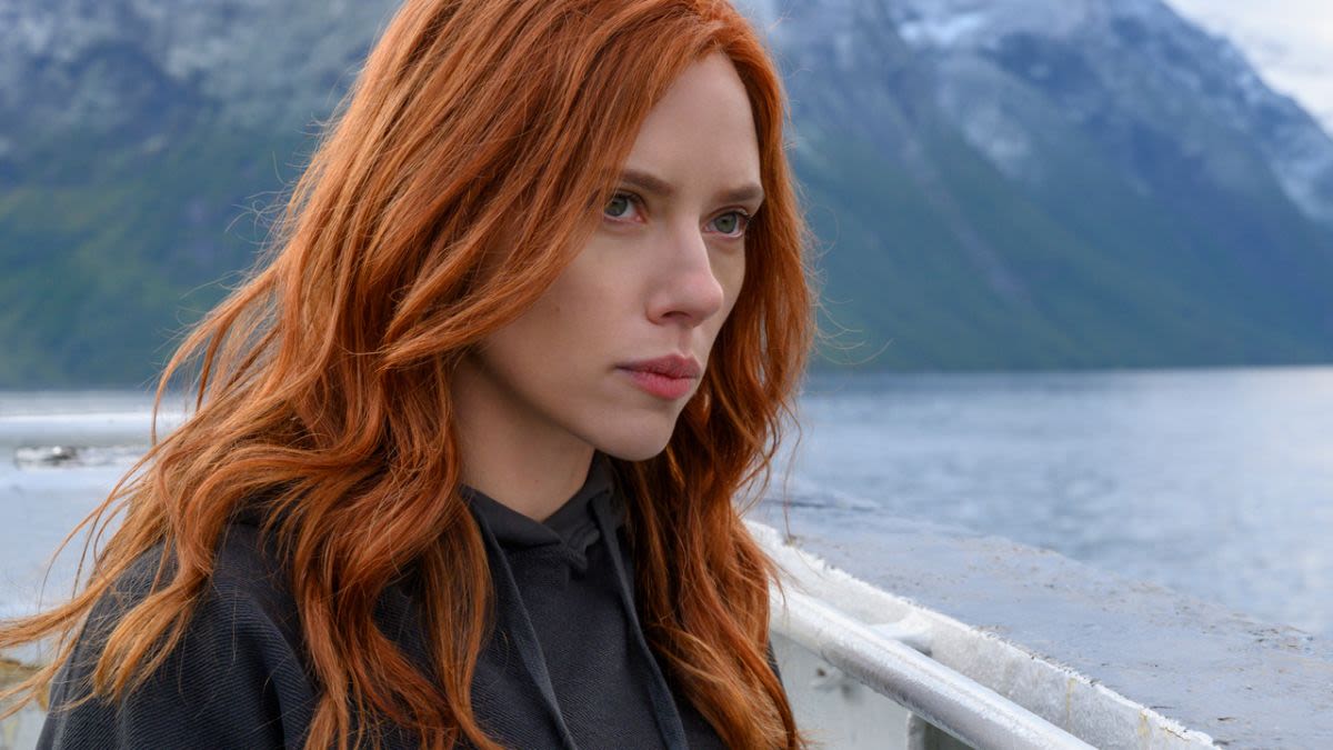 Scarlett Johansson Has Already Filmed Her Jurassic World Movie And It Was Colin Jost Who Spoiled The...