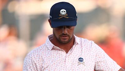 Bryson DeChambeau’s Hat Logo & Shirt Is Confusing Fans at U.S. Open