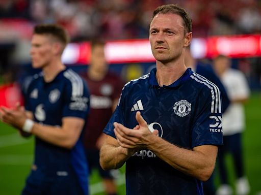 Jonny Evans admits it is 'difficult to see' staff leaving Man United