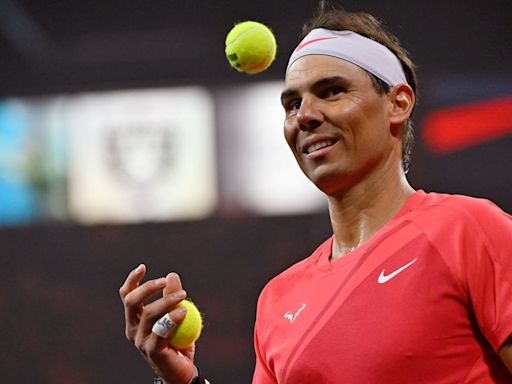 Nadal consigue mantenerse en competición y alarga estancia en Madrid