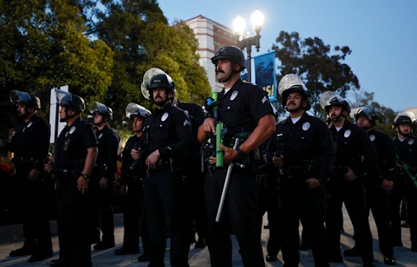Campus protests live: Police clear UCLA encampment and arrest Gaza demonstrators after refusing to disperse