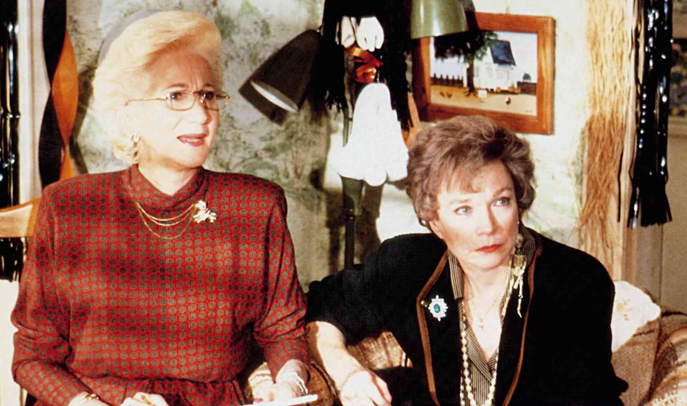 Shirley MacLaine Reflects On Why ‘Steel Magnolias’ Still Resonates With Audiences