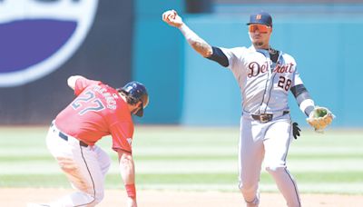 Detroit Tigers lose 5-4 in 10 innings at Cleveland on Wednesday afternoon