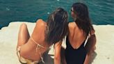 Sara Carbonero e Isabel Jiménez disfrutan de unas vacaciones por Almería acompañadas de su grupo de amigas