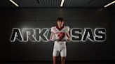 Arkansas tight end Dax Courtney announces medical retirement