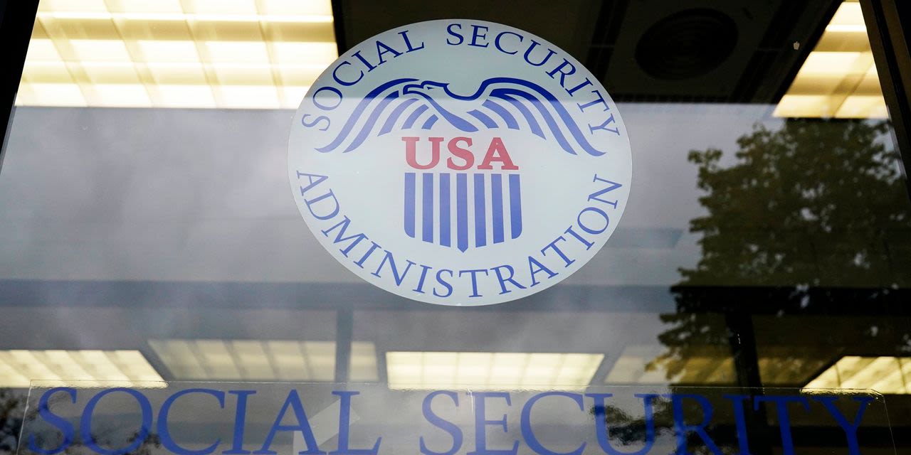 Social Security Funds Are Running Dry. Don’t Panic.