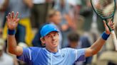 Alex de Minaur upsets Daniil Medvedev at French Open