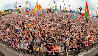 Glastonbury singing session for the neurodiverse