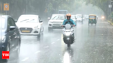 Rain lashes Delhi; waterlogging reported in several areas | Delhi News - Times of India