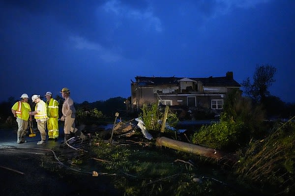 Tornadoes tear through southeastern US as storms leave 3 dead | Chattanooga Times Free Press