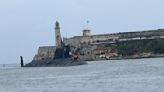 Captado en imágenes: arriba a La Habana el submarino nuclear de la Armada Rusa