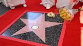 La estrella de Jenni Rivera en el Paseo de la Fama de Hollywood, vandalizada 10 días después de inaugurarse