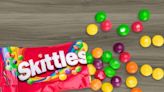 【食聞】二氧化鈦爭議再添一樁！Skittles彩虹糖母集團瑪氏 遭提告隱瞞安全疑慮