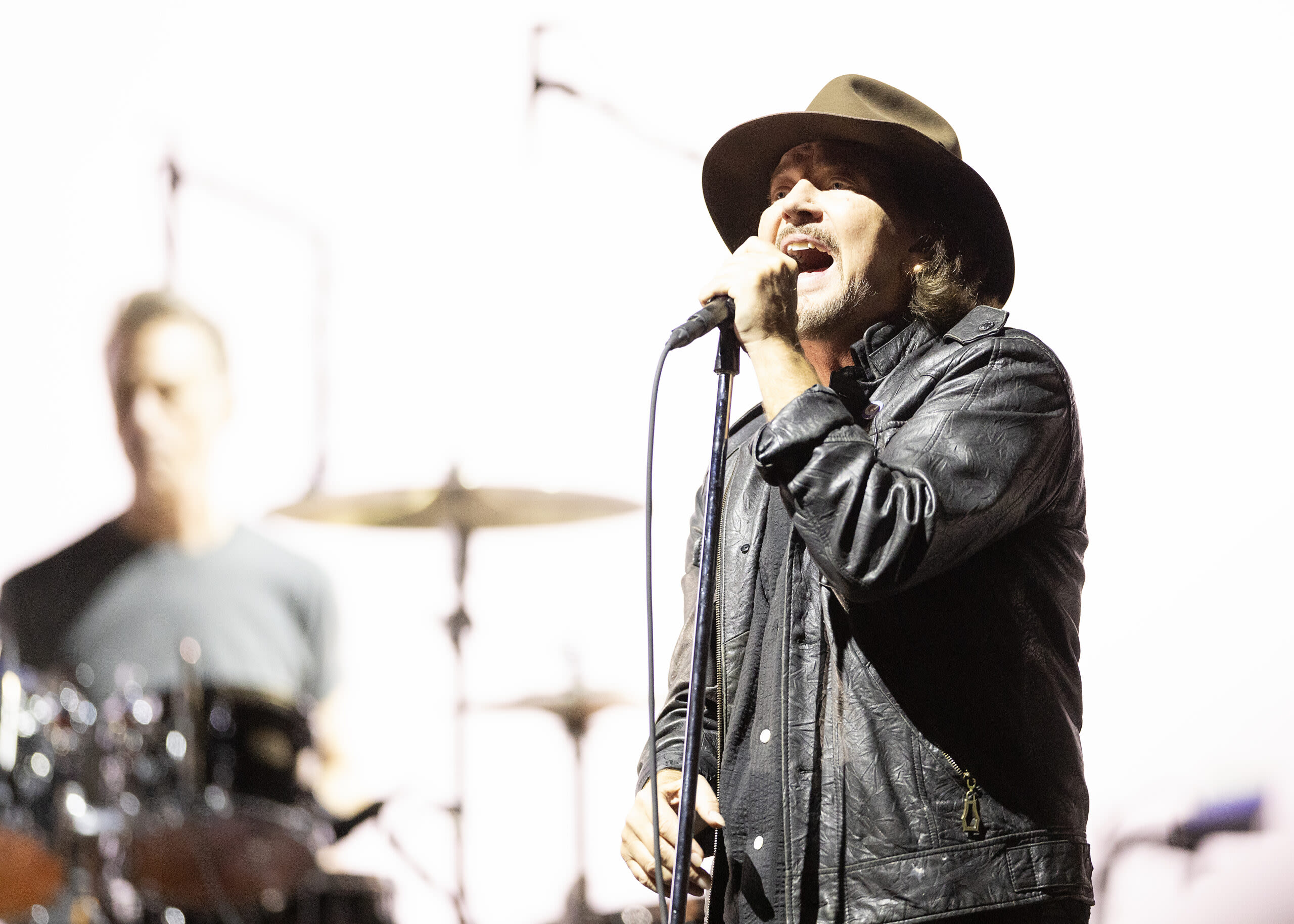 Previously Unreleased Eddie Vedder Song Debuts In Season 3 Of 'The Bear' - SPIN