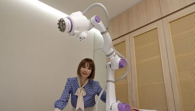 東森REGAL「AI智慧機器人」引領美容趨勢！斯容搶先體驗曝「摸摸」秘密