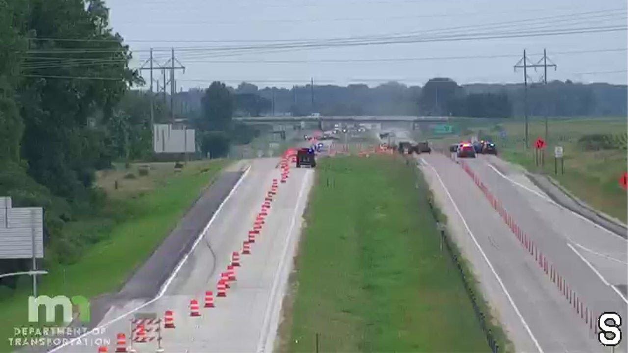 I-35 in Faribault shut down: Video shows standoff on highway