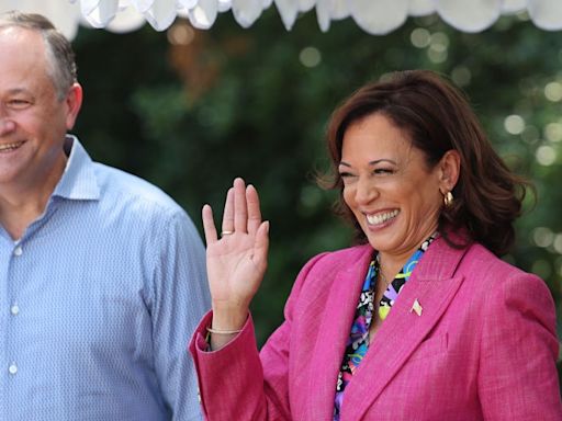 Erster „Second Gentleman“ - Doug Emhoff: Das ist über Kamala Harris' Ehemann bekannt