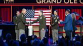 Country singer Craig Morgan rejoins Army in bid to boost recruiting