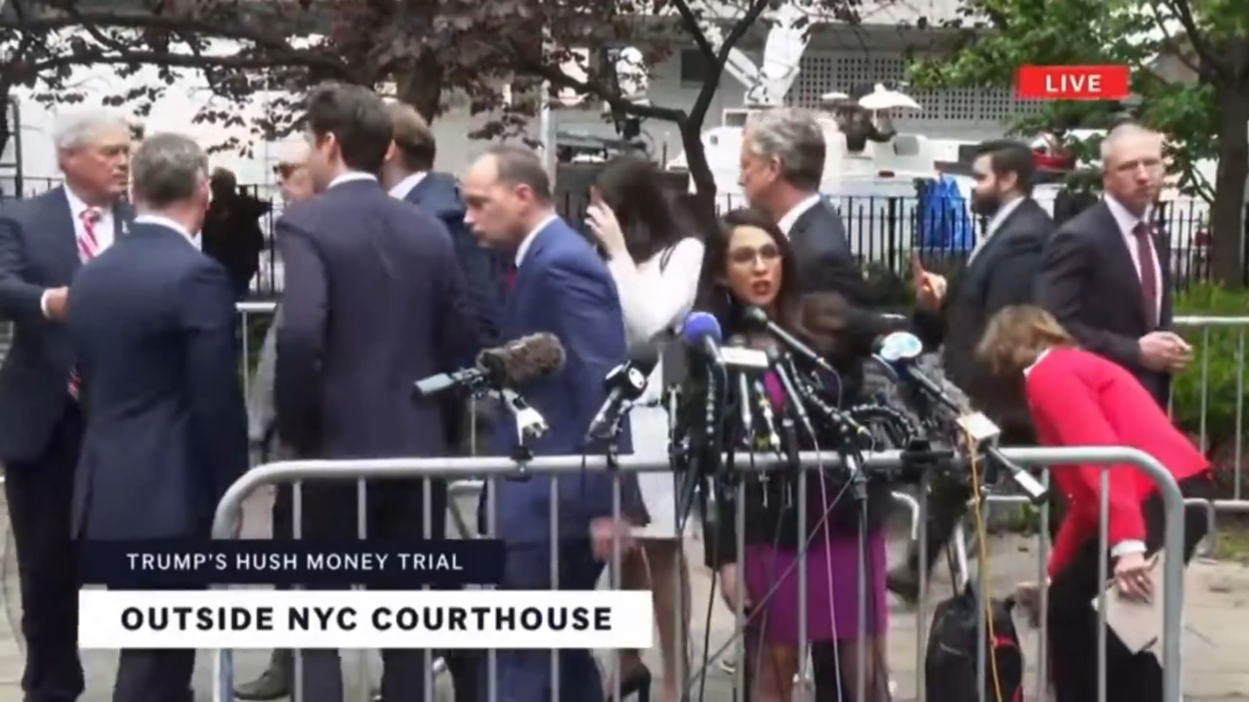 ‘Beetlejuice!’ Lauren Boebert Heckled By Protesters Outside Trump’s NY Trial