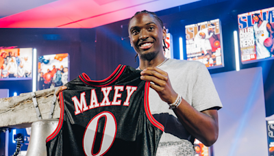 Sixers honor Maxey with emotional ceremony … featuring black jerseys