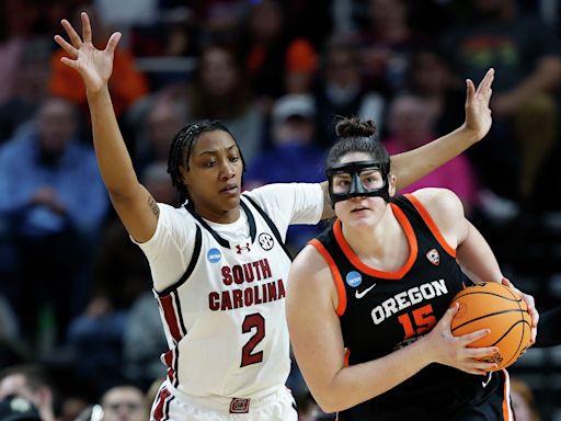 UConn women's basketball program reportedly pursuing these players in transfer portal