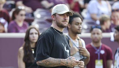 Texas A&M Aggies QB Johnny Manziel Flames NCAA, Makes Bold Future Prediction