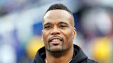 Fred Jackson visits Buffalo Bills training camp practice