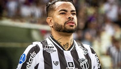 Amazonas-AM negocia a contratação do atacante Dentinho, ex-Corinthians e Ceará