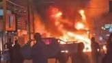 La Nación / Un bus se incendió por completo cuando circulaba por San Lorenzo