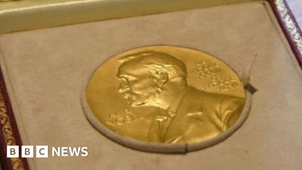 Nobel Prize medal in Physics donated to Trinity Hall, Cambridge